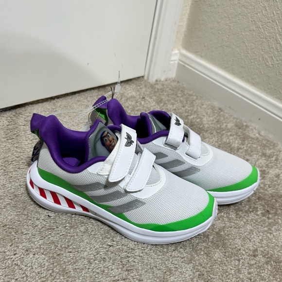 Buzz Lightyear Adidas New with tags (no box) Size 2 - Picture 4 of 4